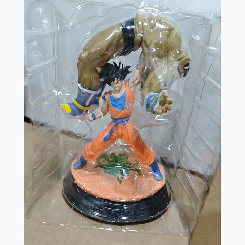 ドラゴンボール Z 悟空ナッパ像を運ぶ 19 センチメートル - Model Kit Dragon のレビューと価格