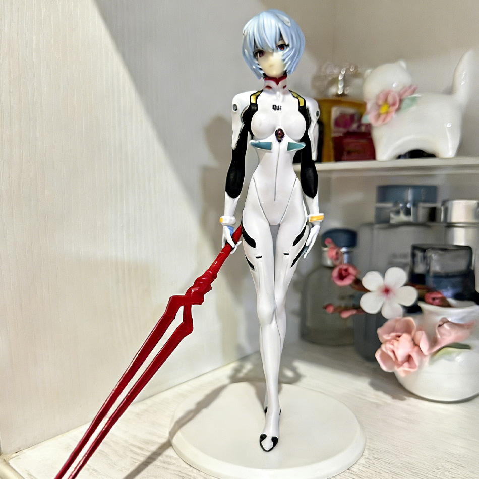 23 センチメートル綾波レイアクションフィギュア長弓の槍付き - Model Kit Evangelion のレビューと価格